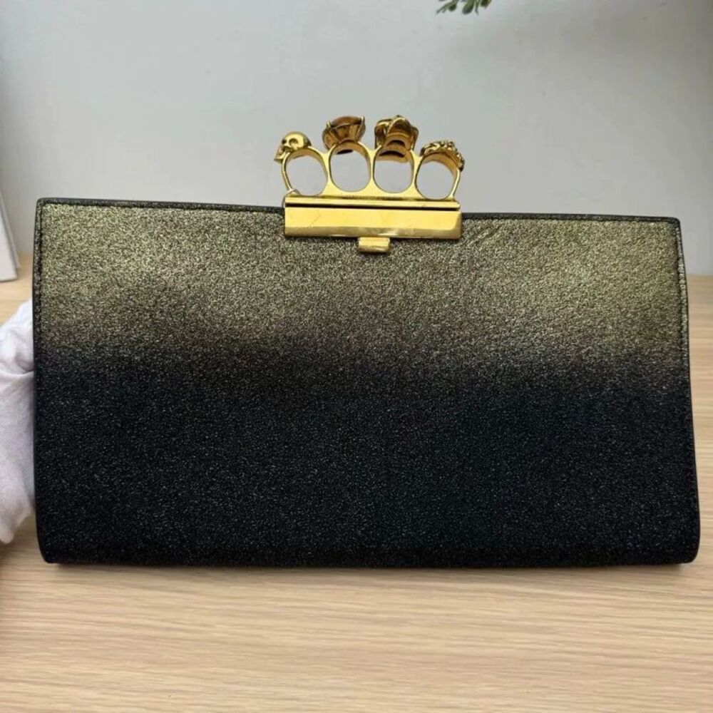 Alexander Mcqueen Women Pre-Loved Bag Very Good Condition